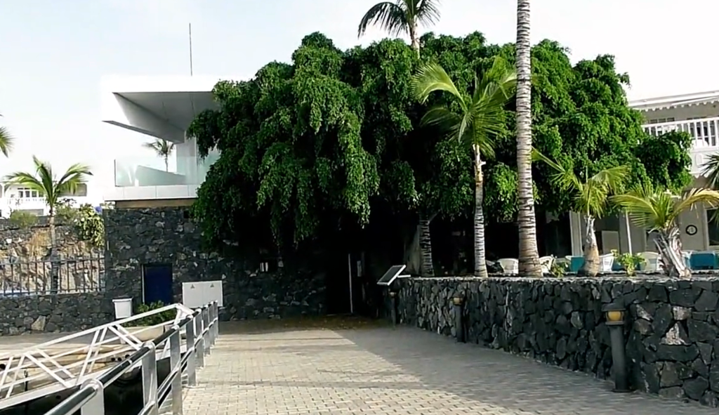 Puerto Calero Seenshot